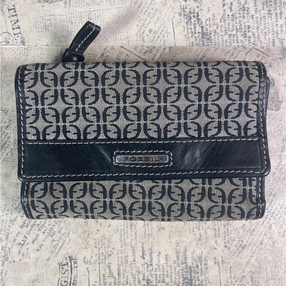 Fossil Wallet Trifold Canvas Monogram Brown Leather - Picture 1 of 10